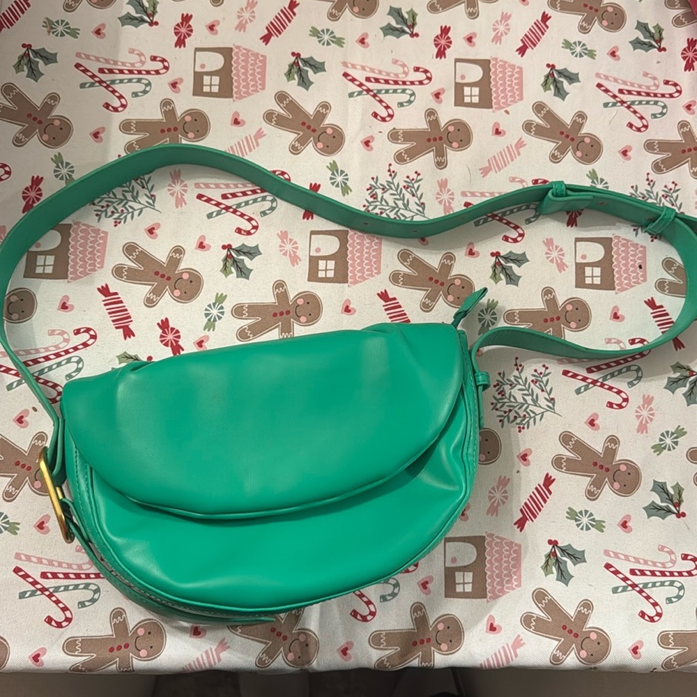 Street Level green crossbody bag